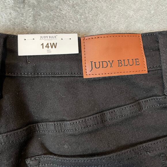 Judy Blue Black Skinny Jeans with Heavy Distressing‎ and Raw Hem Sz 14W New - Picture 5 of 8